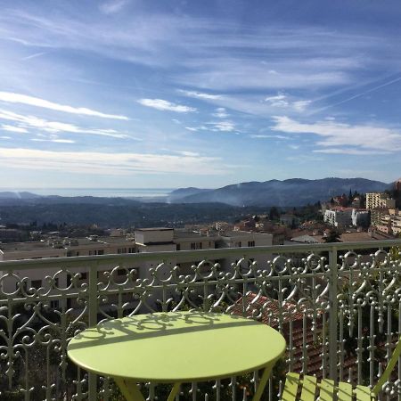 グラース Les Palmiers Bed & Breakfast エクステリア 写真